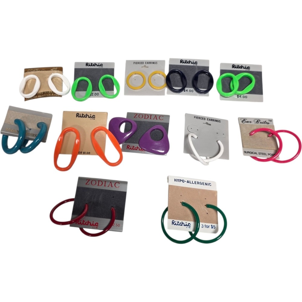 Mixed Lot OF 12 Vintage Fashion Earrings Hoop Multicolor PLASTIC NEW OLD SLIM